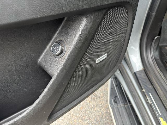 Used 2023 Chevrolet Traverse Premier AWD/4WD image 22