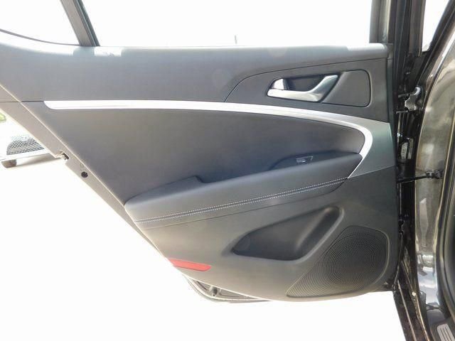 New 2026 Genesis G70 2.5T image 6