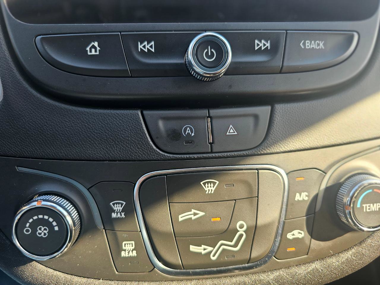 Used 2023 Chevrolet Malibu LS image 41