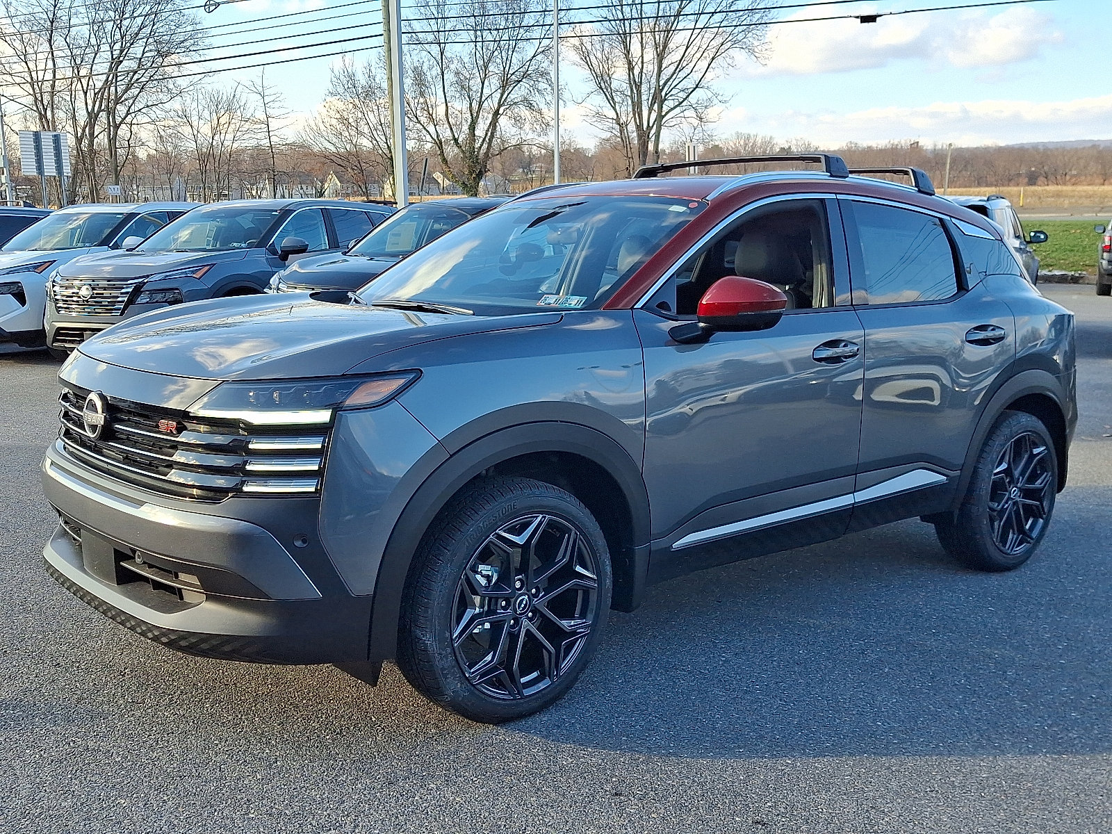 New 2026 Nissan Kicks SR w/ Cold Weather Package image 2