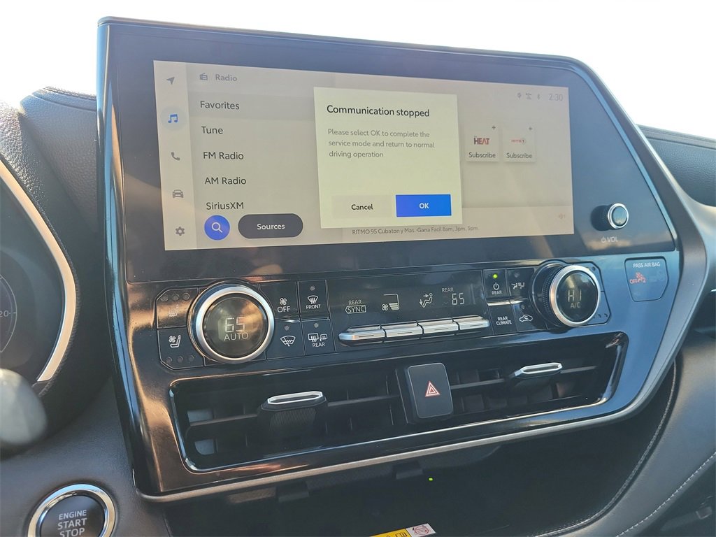 Used 2023 Toyota Highlander Limited image 30