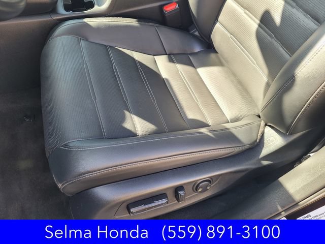 Used 2025 Honda CR-V EX-L image 12