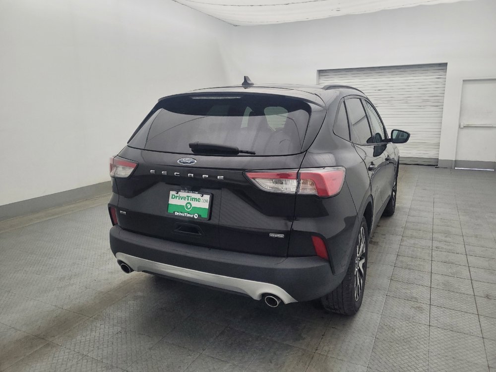 Used 2020 Ford Escape SE Sport image 9