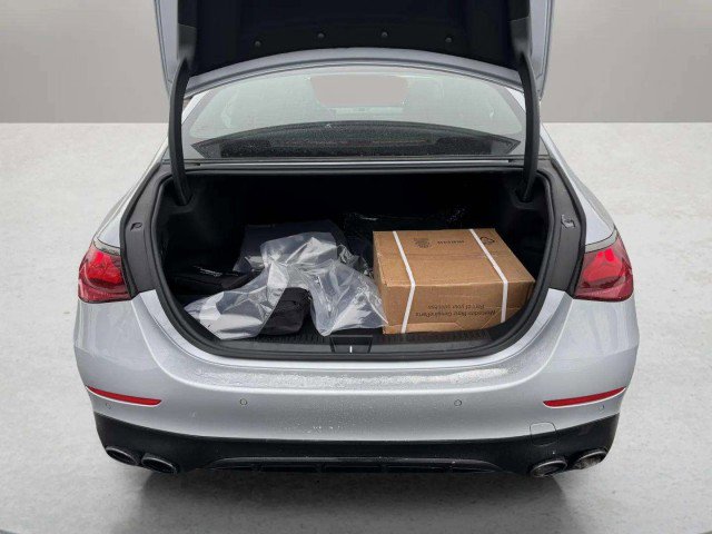 New 2026 Mercedes-Benz E 53 AMG e 4MATIC Sedan image 31