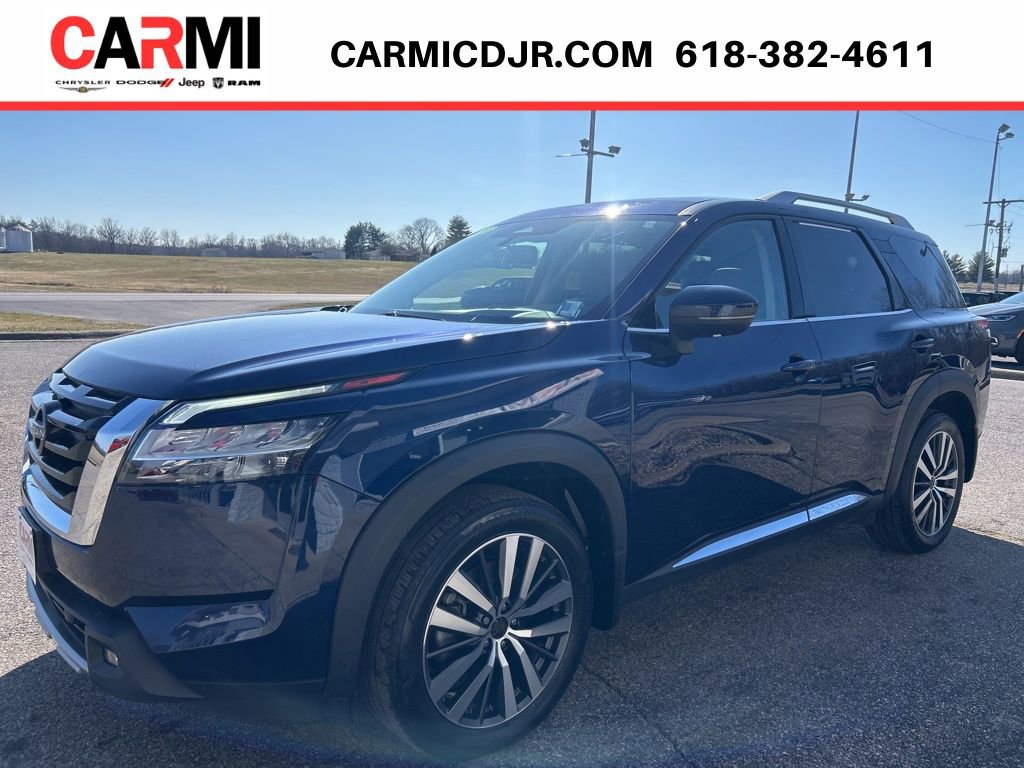 Used 2022 Nissan Pathfinder Platinum w/ Cargo Package AWD/4WD image 3