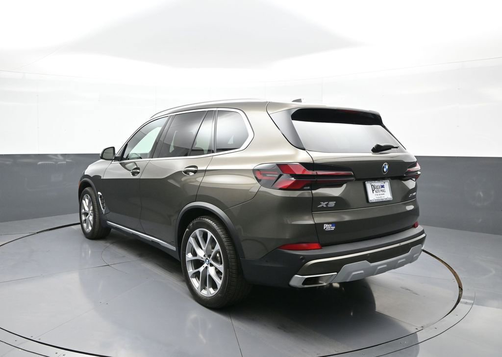 Used 2025 BMW X5 xDrive40i w/ Climate Comfort Package image 8