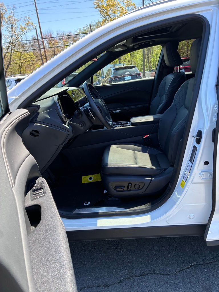 Used 2024 Lexus RX 350 Premium w/ Accessory Package (Z1) AWD/4WD image 26