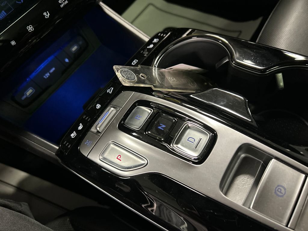 Used 2024 Hyundai Tucson Limited image 18