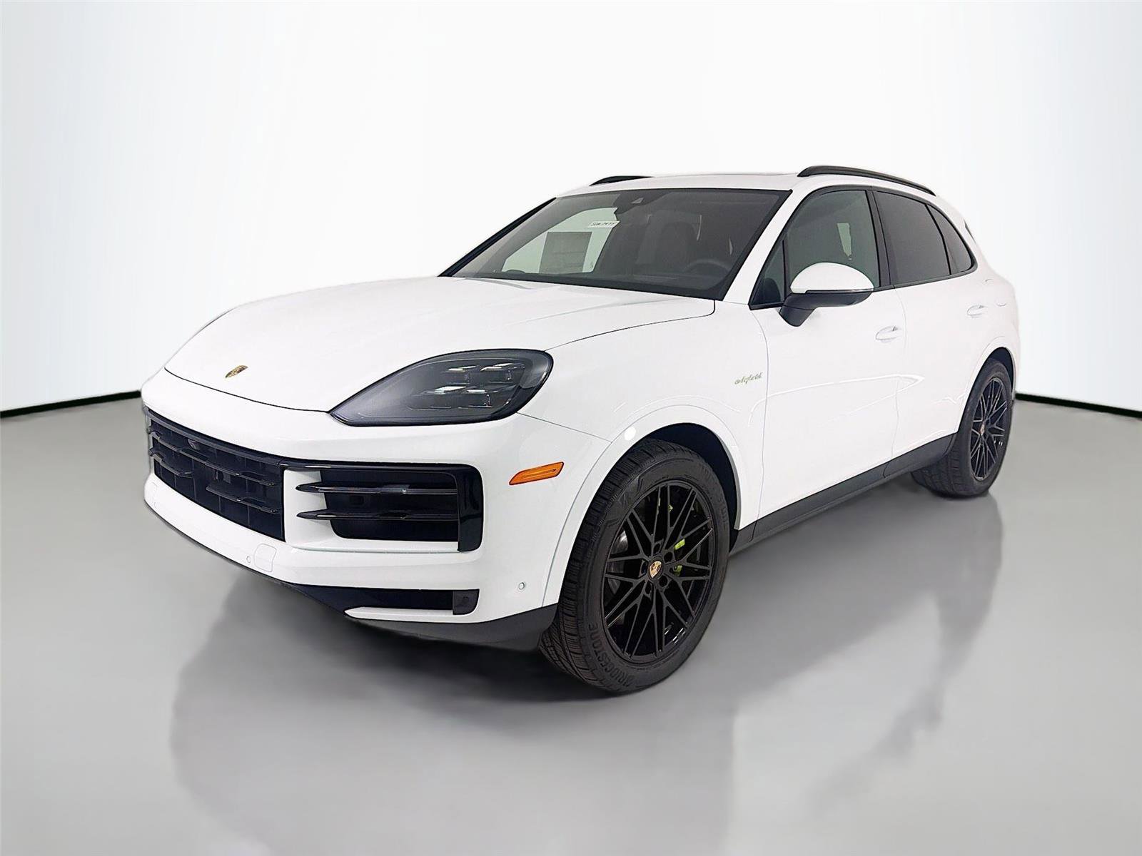 New 2025 Porsche Cayenne Coupe AWD/4WD image 1
