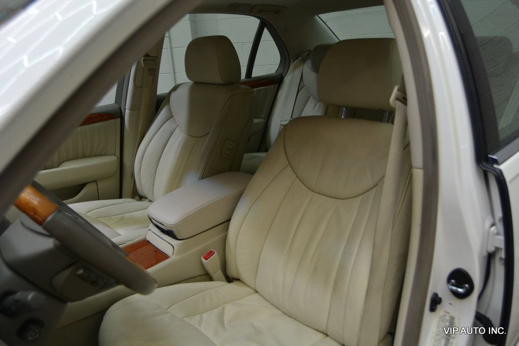Used 2001 Lexus LS 430 RWD image 16