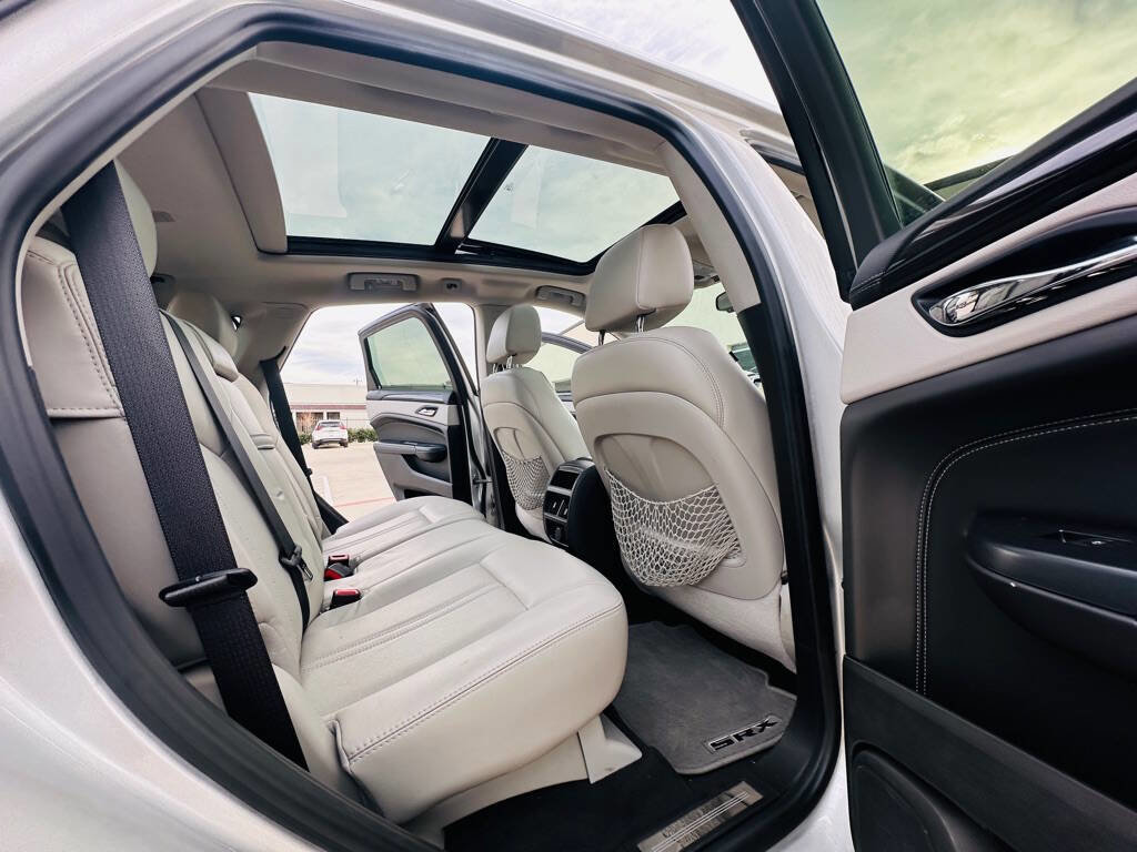 Used 2014 Cadillac SRX Luxury w/ Driver Awareness Package image 19