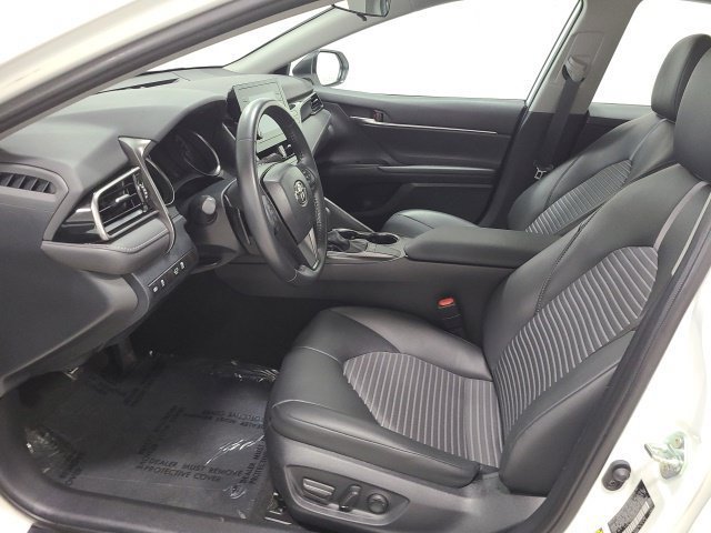 Used 2024 Toyota Camry SE FWD image 18