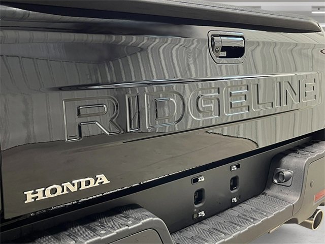 New 2026 Honda Ridgeline Black Edition image 9