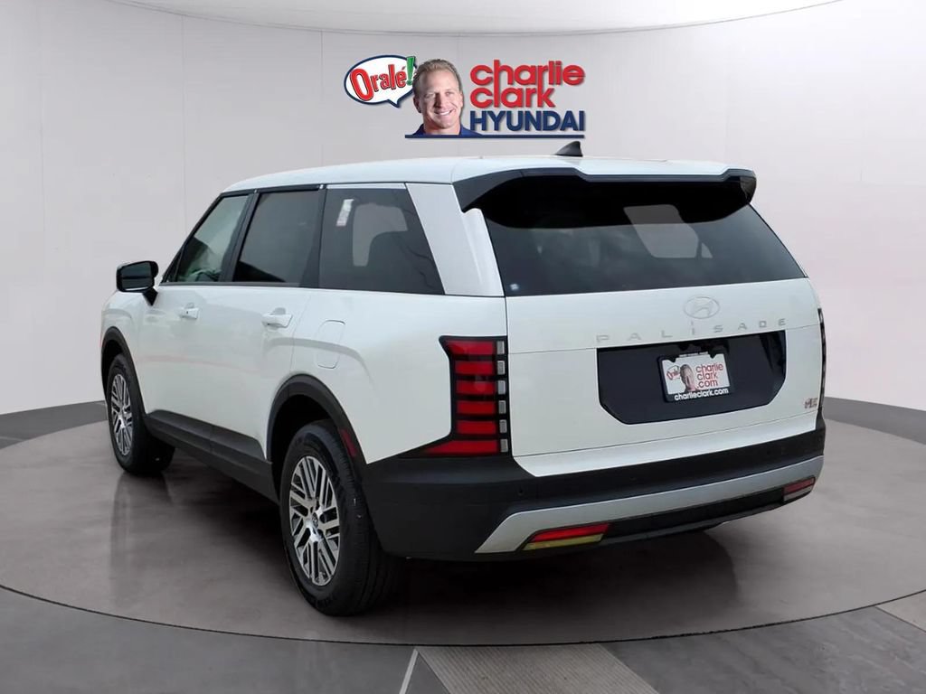 New 2026 Hyundai Palisade SE FWD image 3