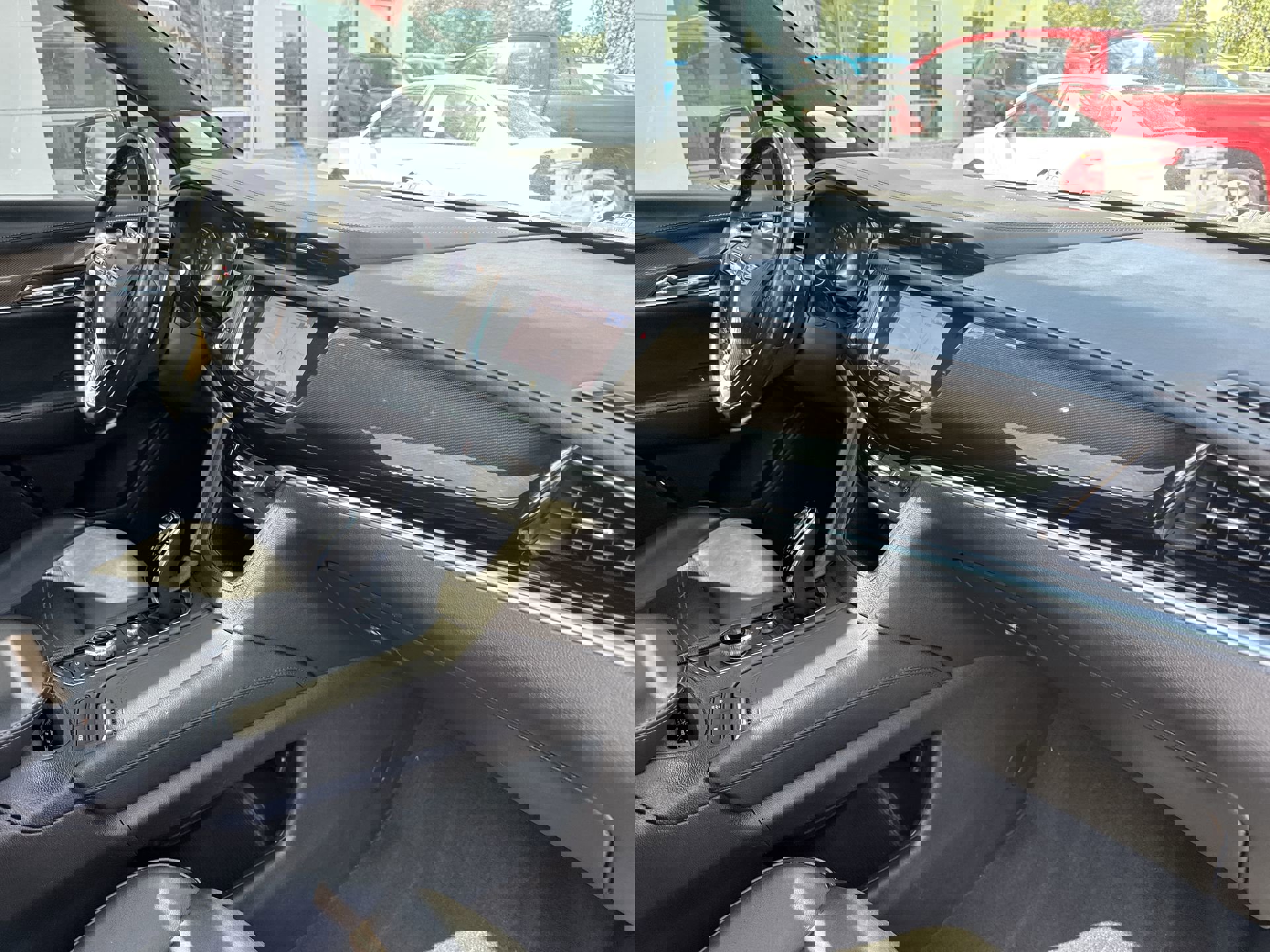 Used 2021 Cadillac XT6 Sport w/ LPO, ONYX Package image 29