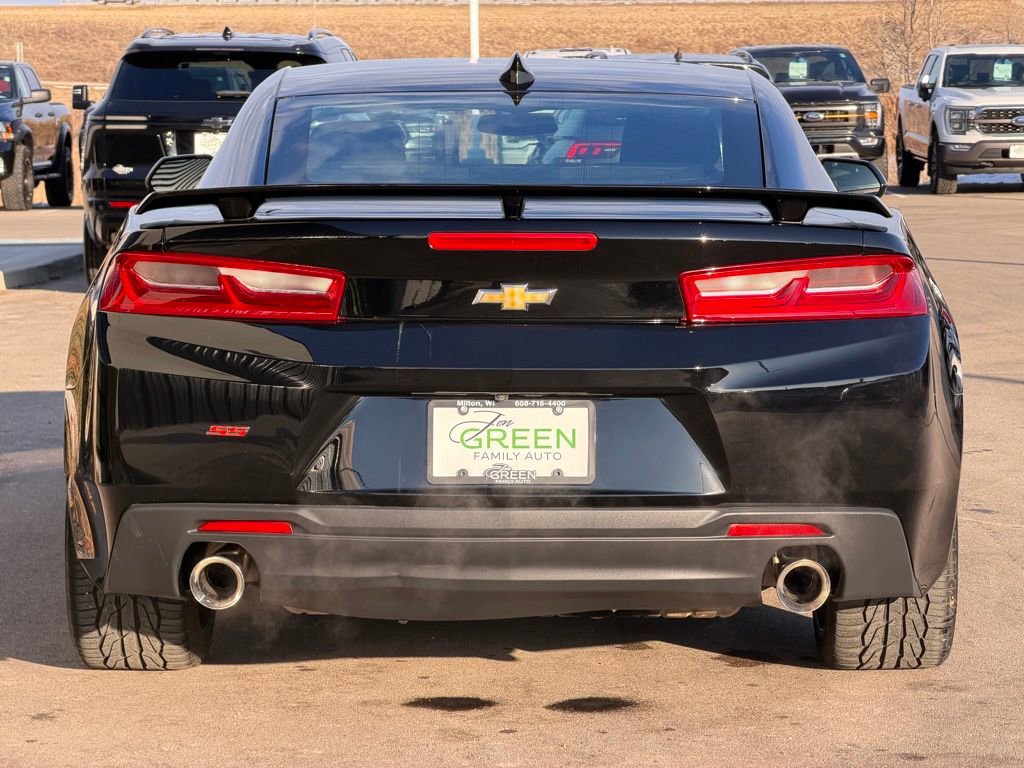 Used 2018 Chevrolet Camaro SS image 6