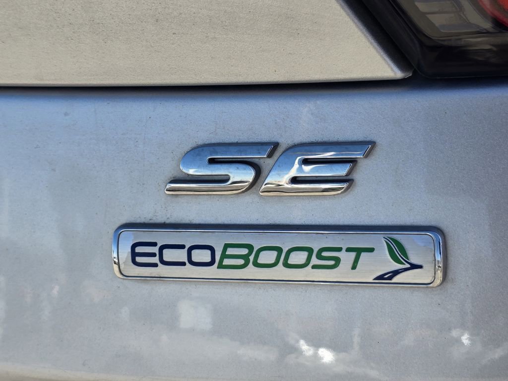 Used 2018 Ford Escape SE image 20