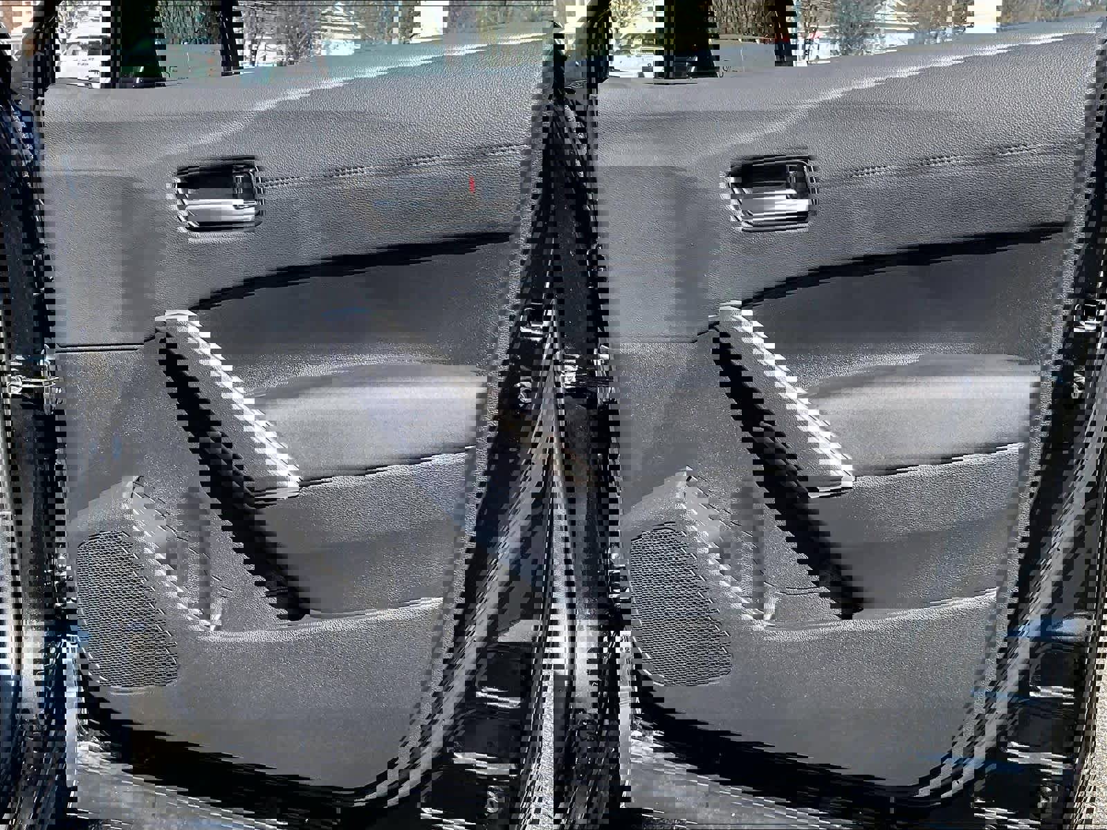 Used 2024 Toyota Corolla Cross XLE w/ Convenience Package image 12