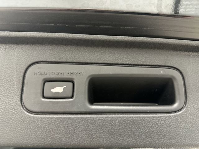 Used 2025 Honda Pilot EX-L image 25