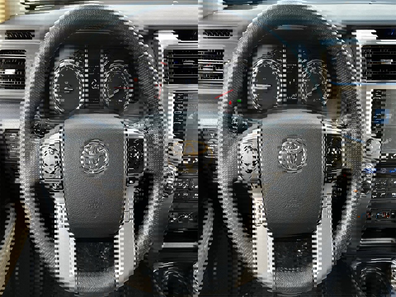 Used 2024 Toyota 4Runner Limited image 10