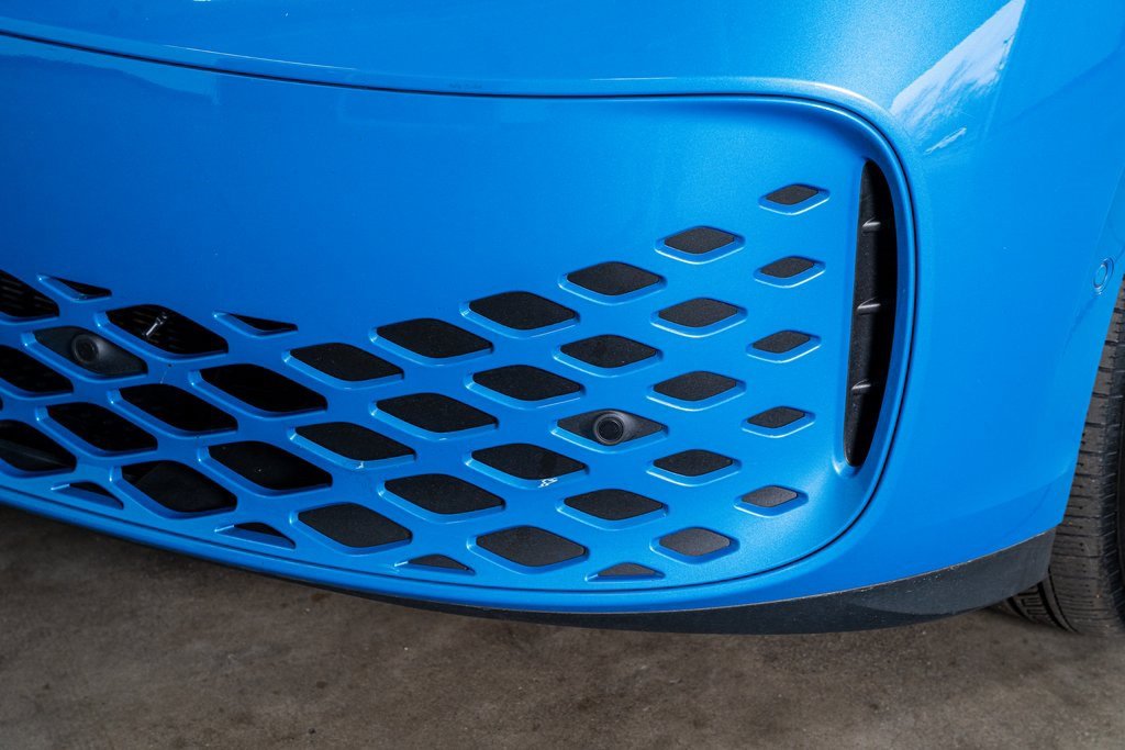 Used 2025 Volkswagen ID. Buzz 1st Edition image 13