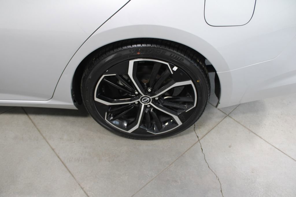 Used 2024 Nissan Altima 2.5 SR image 50