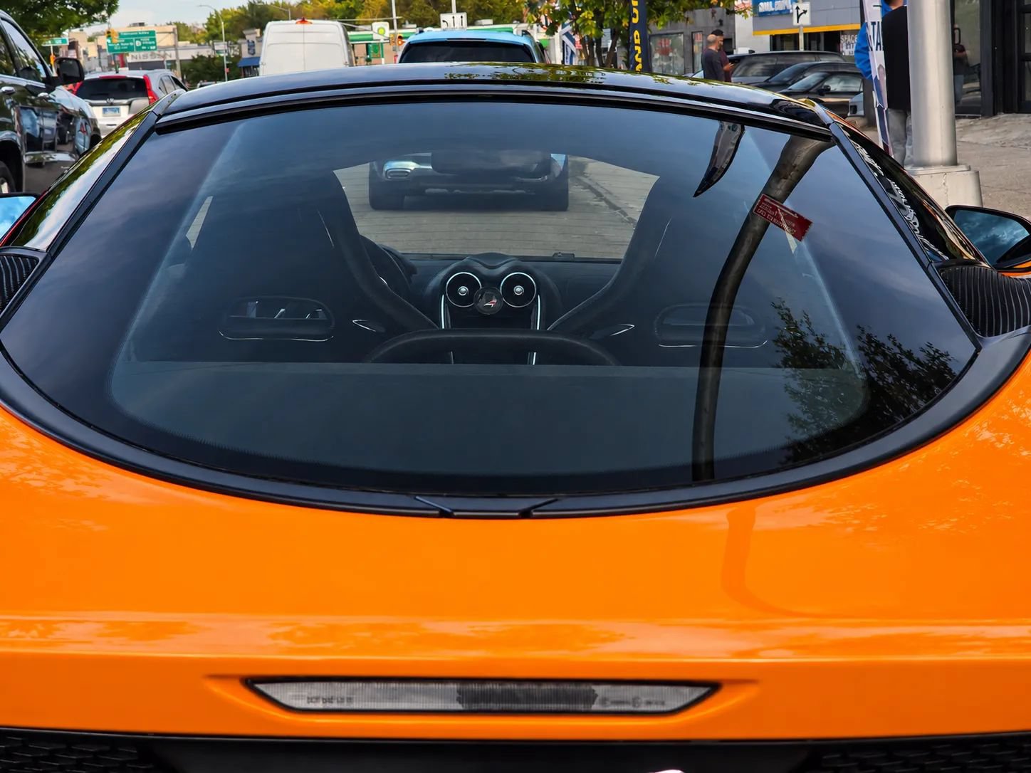 Used 2023 McLaren GT RWD image 21