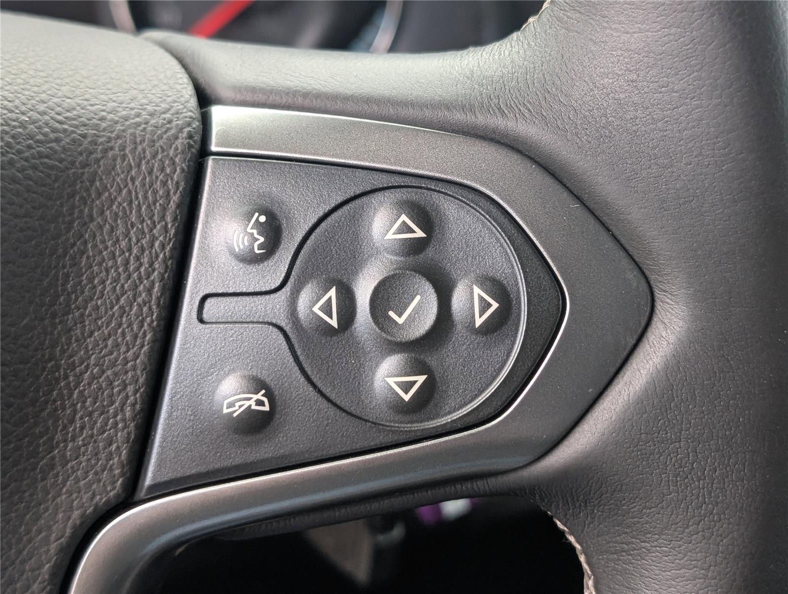 Used 2015 Chevrolet Silverado 1500 LT w/ All Star Edition AWD/4WD image 21