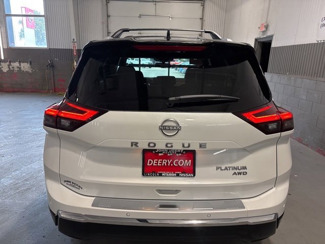 New 2026 Nissan Rogue Platinum image 10