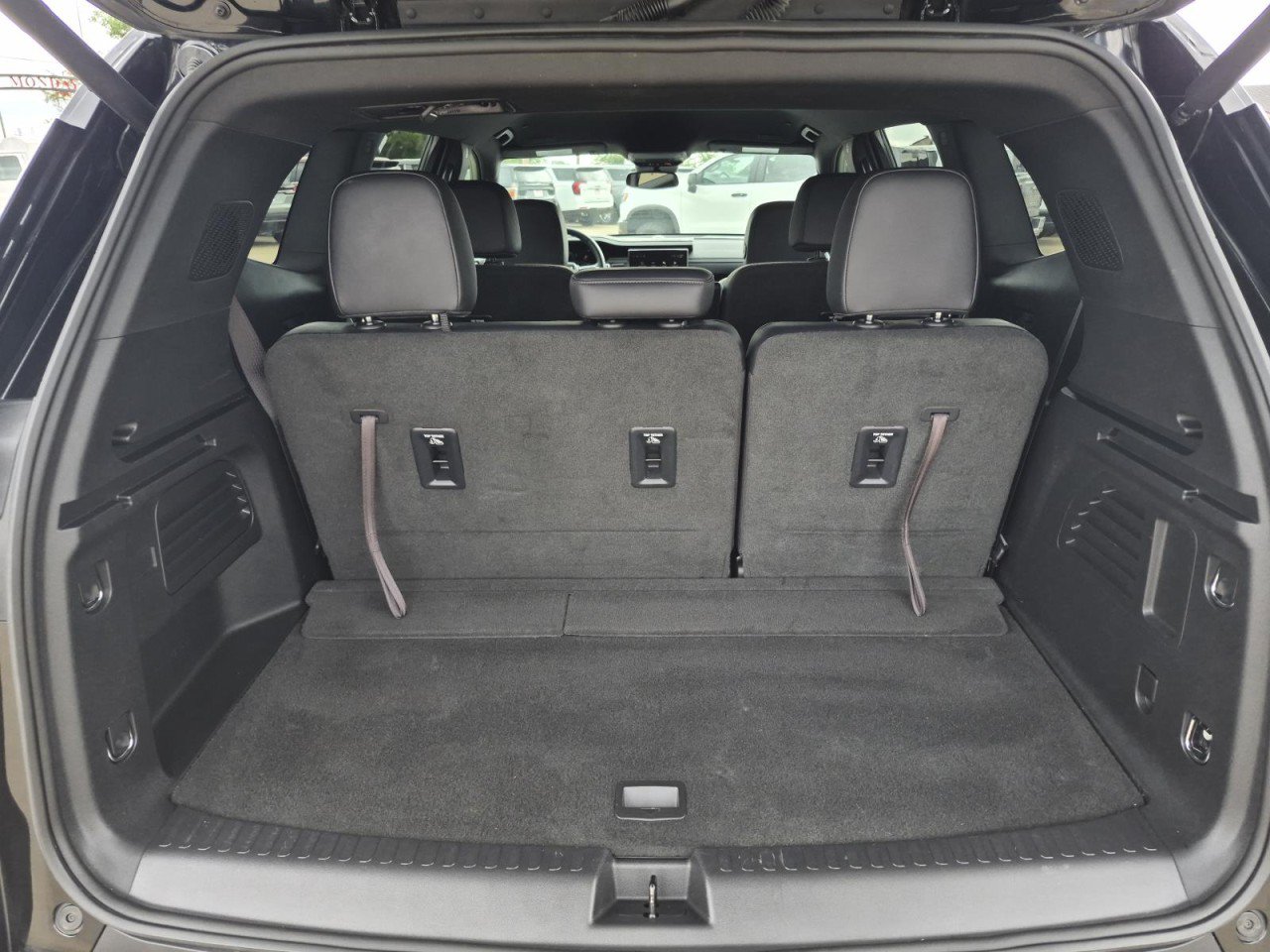 Certified 2024 GMC Acadia Elevation w/ Luxury Package FWD image 9