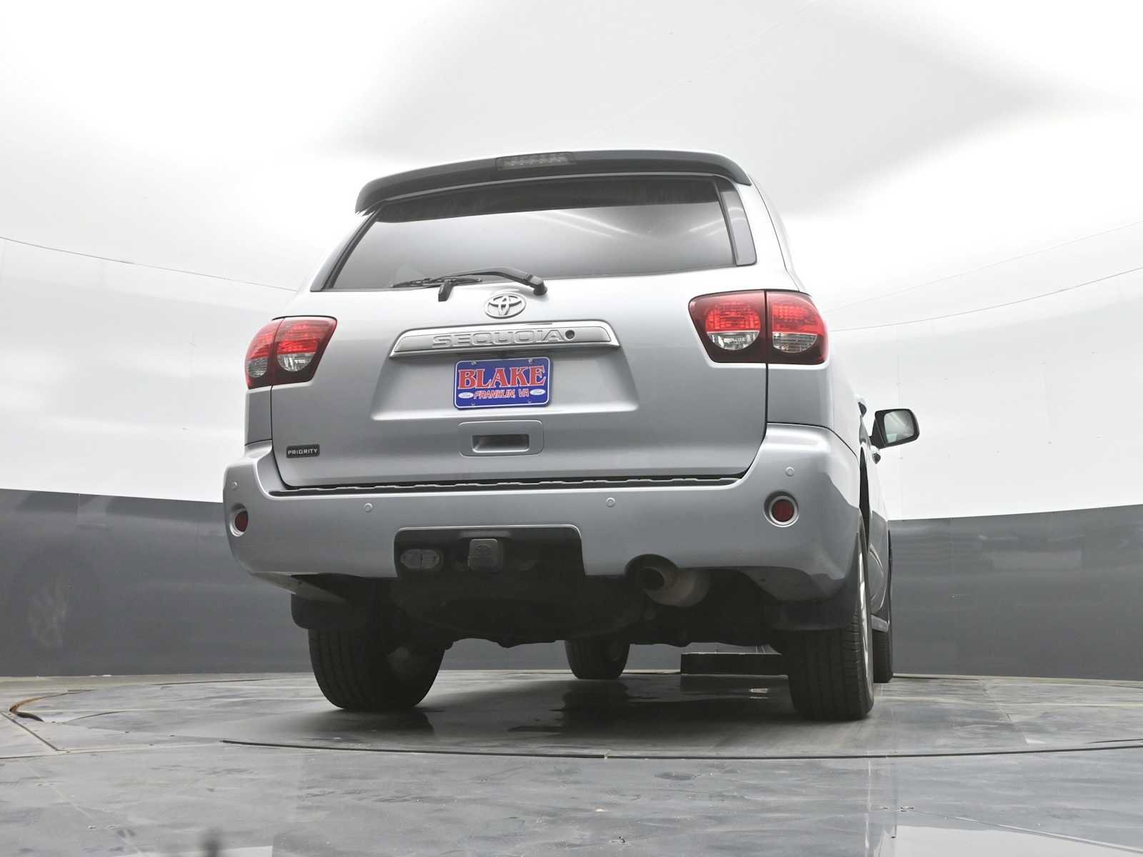 Used 2019 Toyota Sequoia Platinum RWD image 25