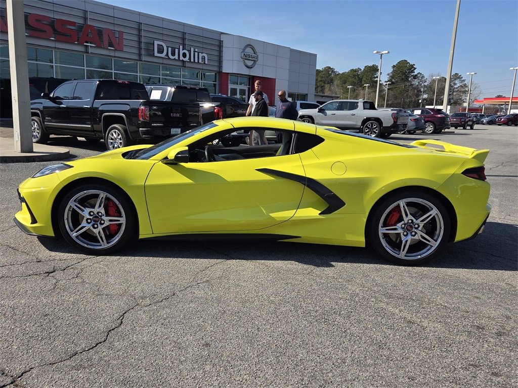 Used 2024 Chevrolet Corvette Stingray Preferred Cpe w/ Z51 Performance Package image 2