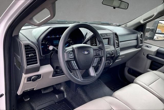 Used 2017 Ford F250 XL w/ Power Equipment Group RWD image 10