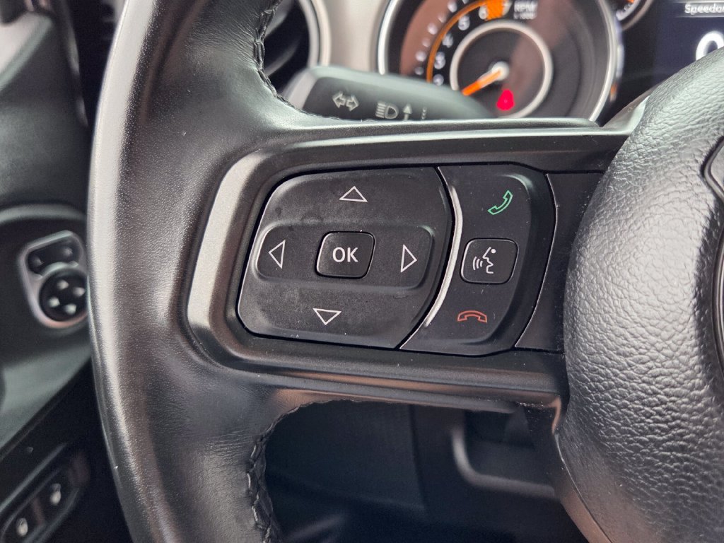Used 2022 Jeep Wrangler Unlimited Sport AWD/4WD image 28