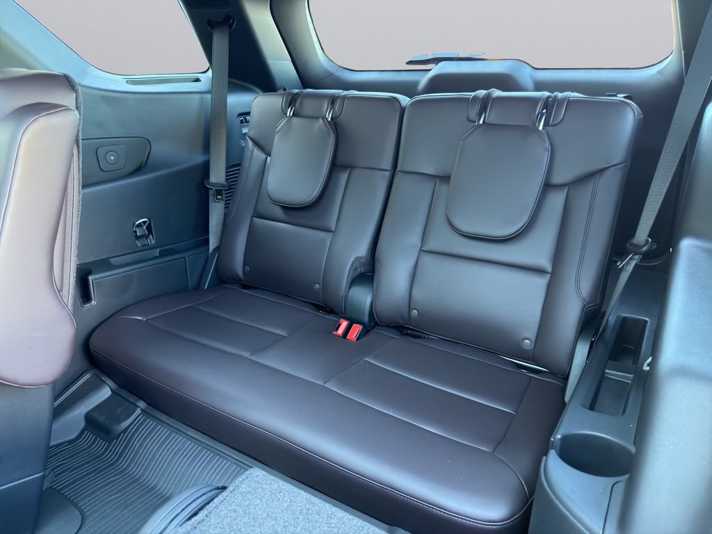 New 2026 Ford Explorer Platinum w/ LUX Leather Package AWD/4WD image 18