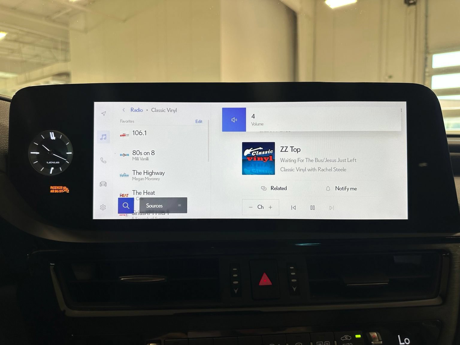 Used 2025 Lexus ES 350 w/ Premium Package FWD image 27