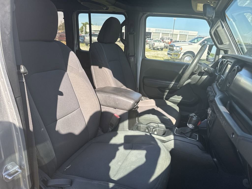 Certified 2018 Jeep Wrangler Unlimited Sport S image 24