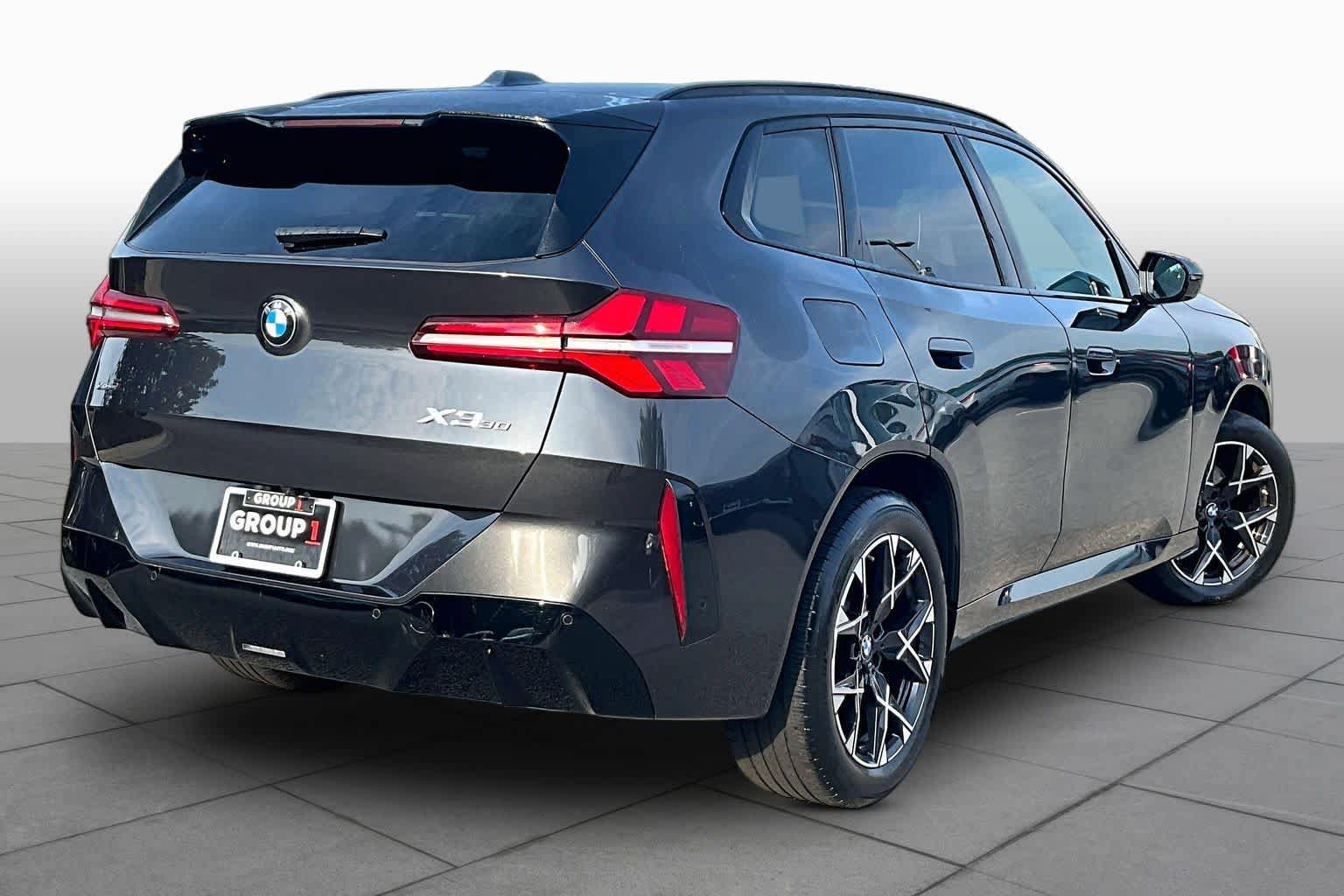 Used 2025 BMW X3 xDrive30i w/ Premium Package AWD/4WD image 12