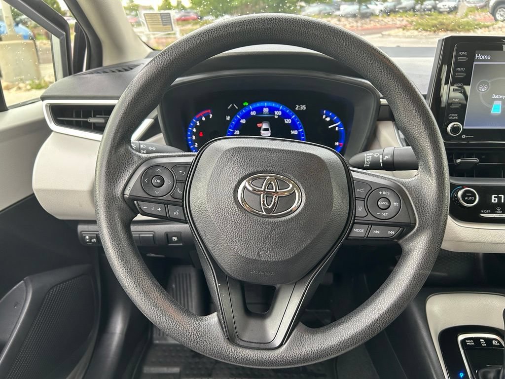 Used 2022 Toyota Corolla LE FWD image 9