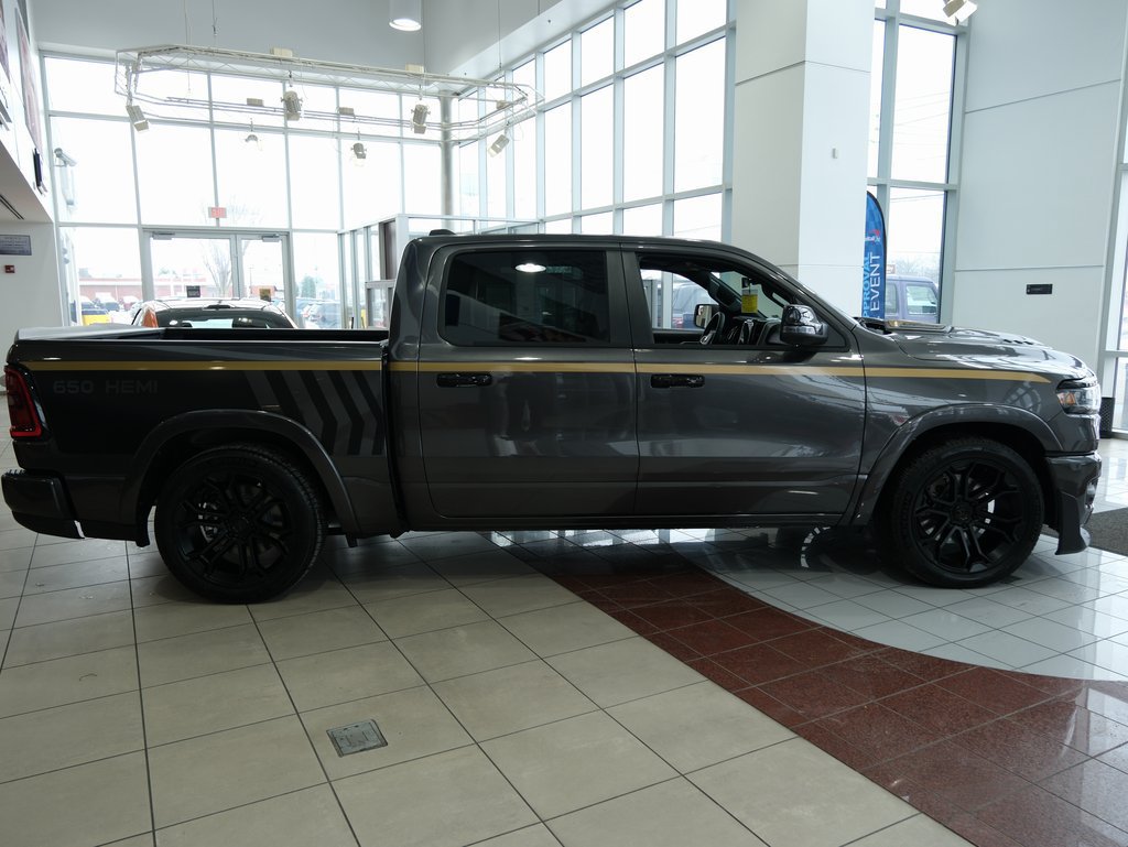New 2026 RAM 1500 4x4 Crew Cab image 2