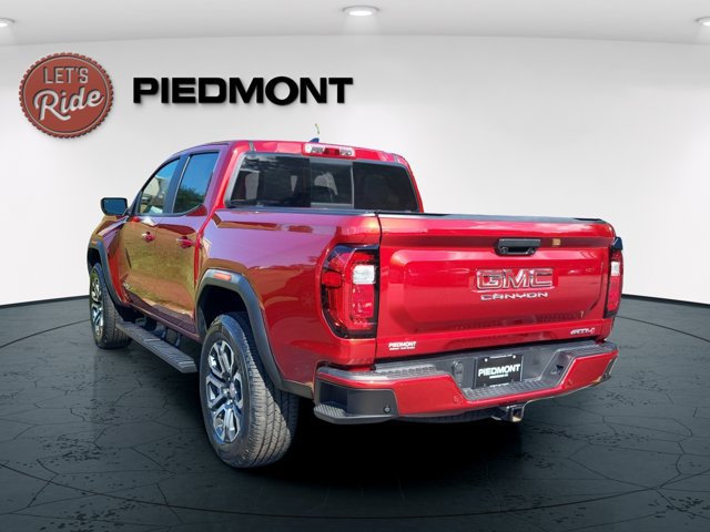 Used 2024 GMC Canyon AT4 w/ AT4 Premium Package AWD/4WD image 7