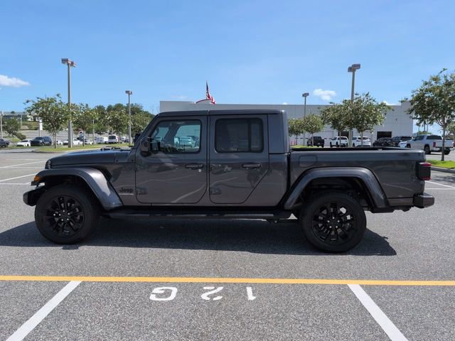 Used 2021 Jeep Gladiator Overland AWD/4WD image 7