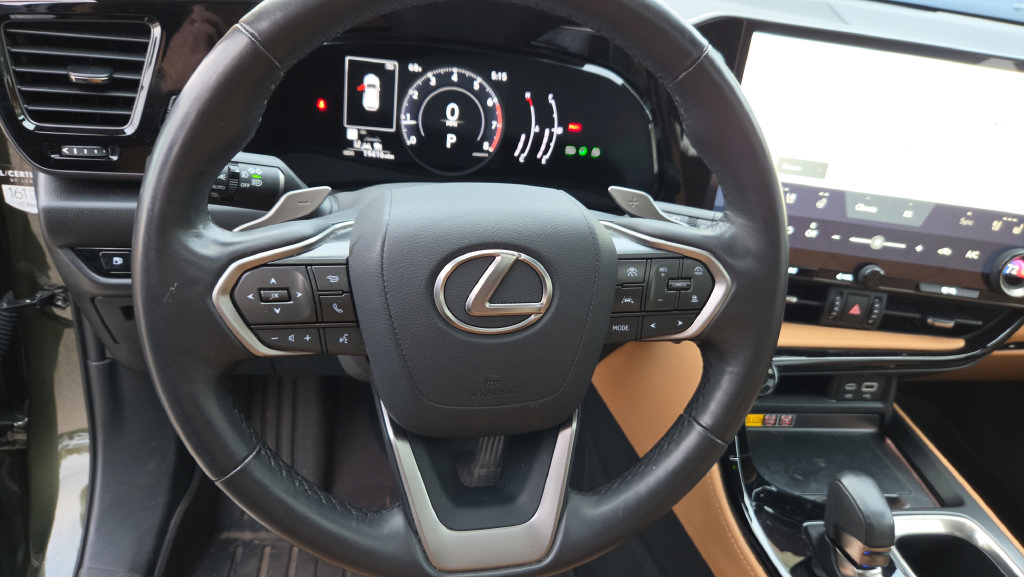 Used 2025 Lexus NX 350 AWD w/ Cold Area Package image 11