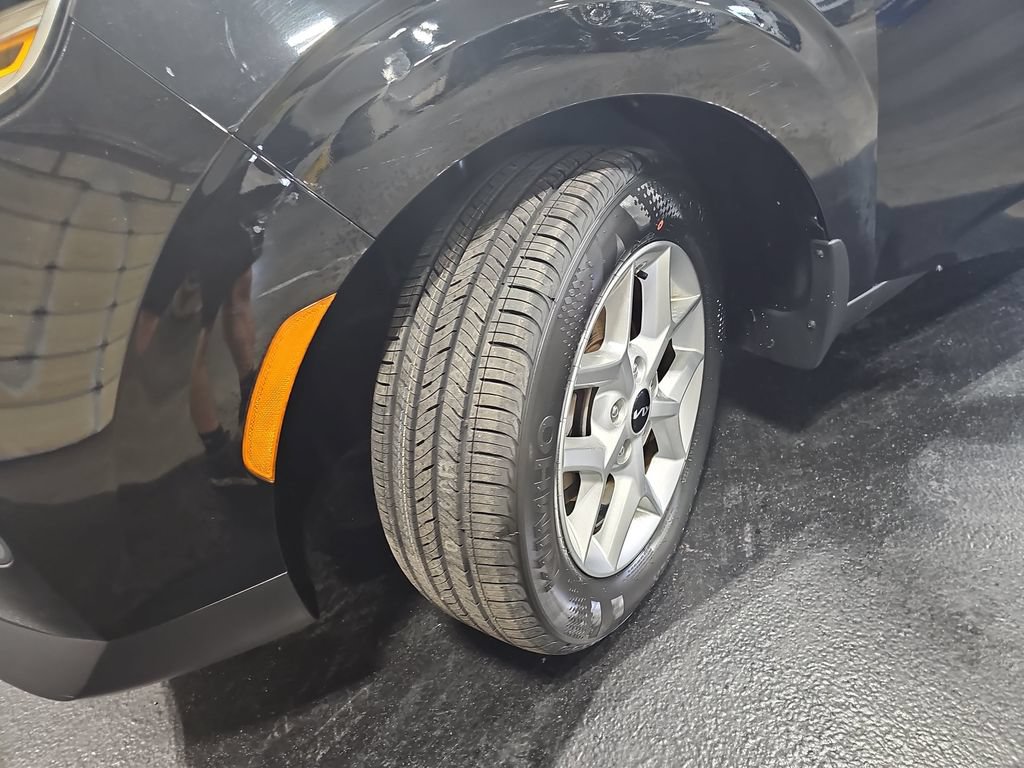 Used 2022 Kia Soul LX w/ Technology Package FWD image 31