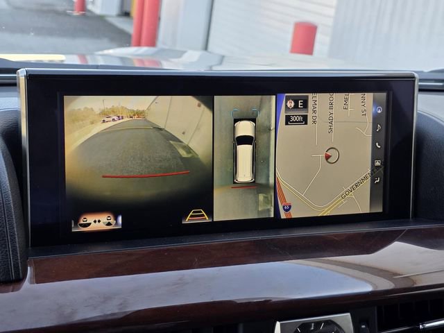 Used 2019 Lexus LX 570 4WD w/ Luxury Package image 16