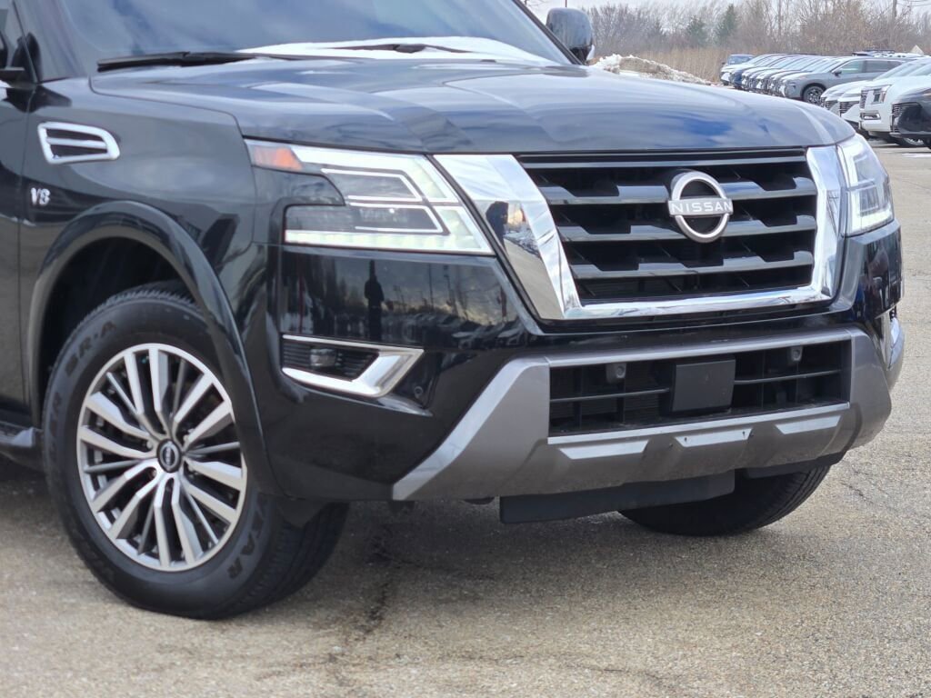 Used 2021 Nissan Armada SV w/ SV Appearance Package AWD/4WD image 2