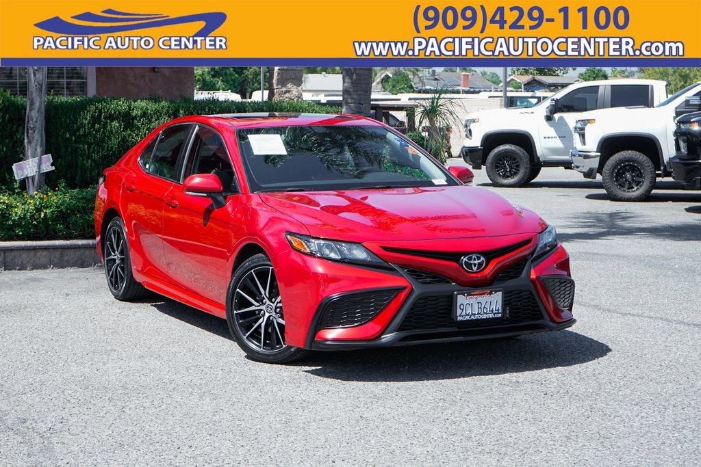 Used 2022 Toyota Camry SE
