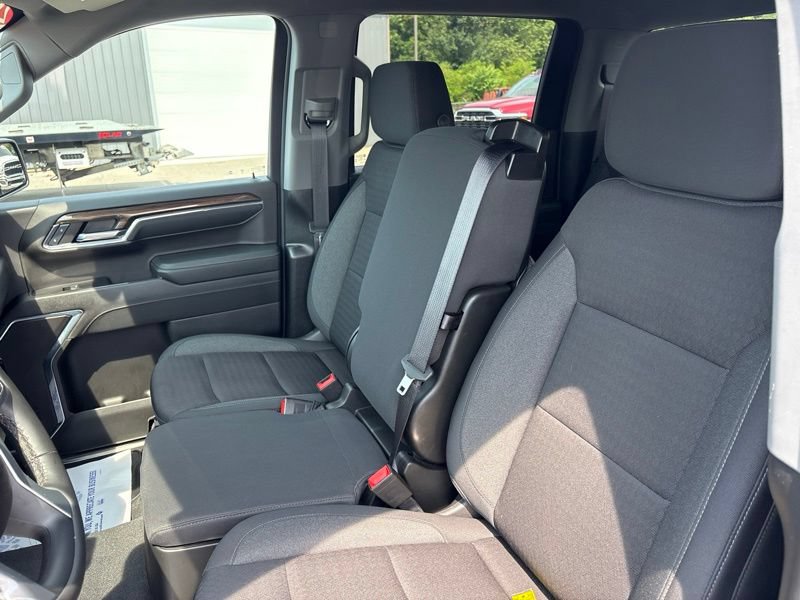 Used 2024 Chevrolet Silverado 1500 LT AWD/4WD image 23