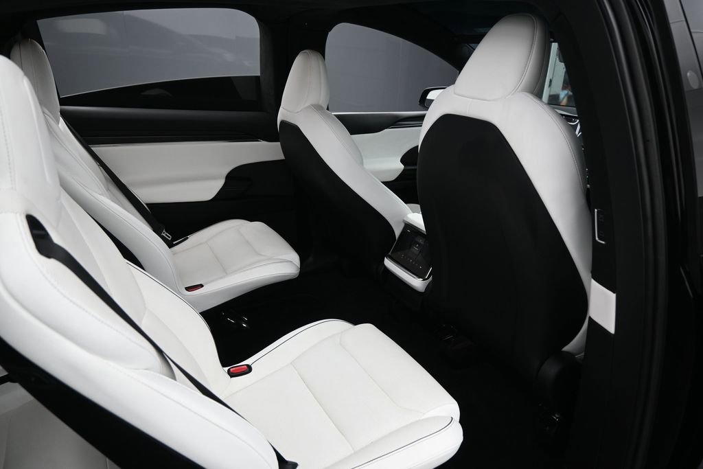 Used 2022 Tesla Model X Plaid AWD/4WD image 32
