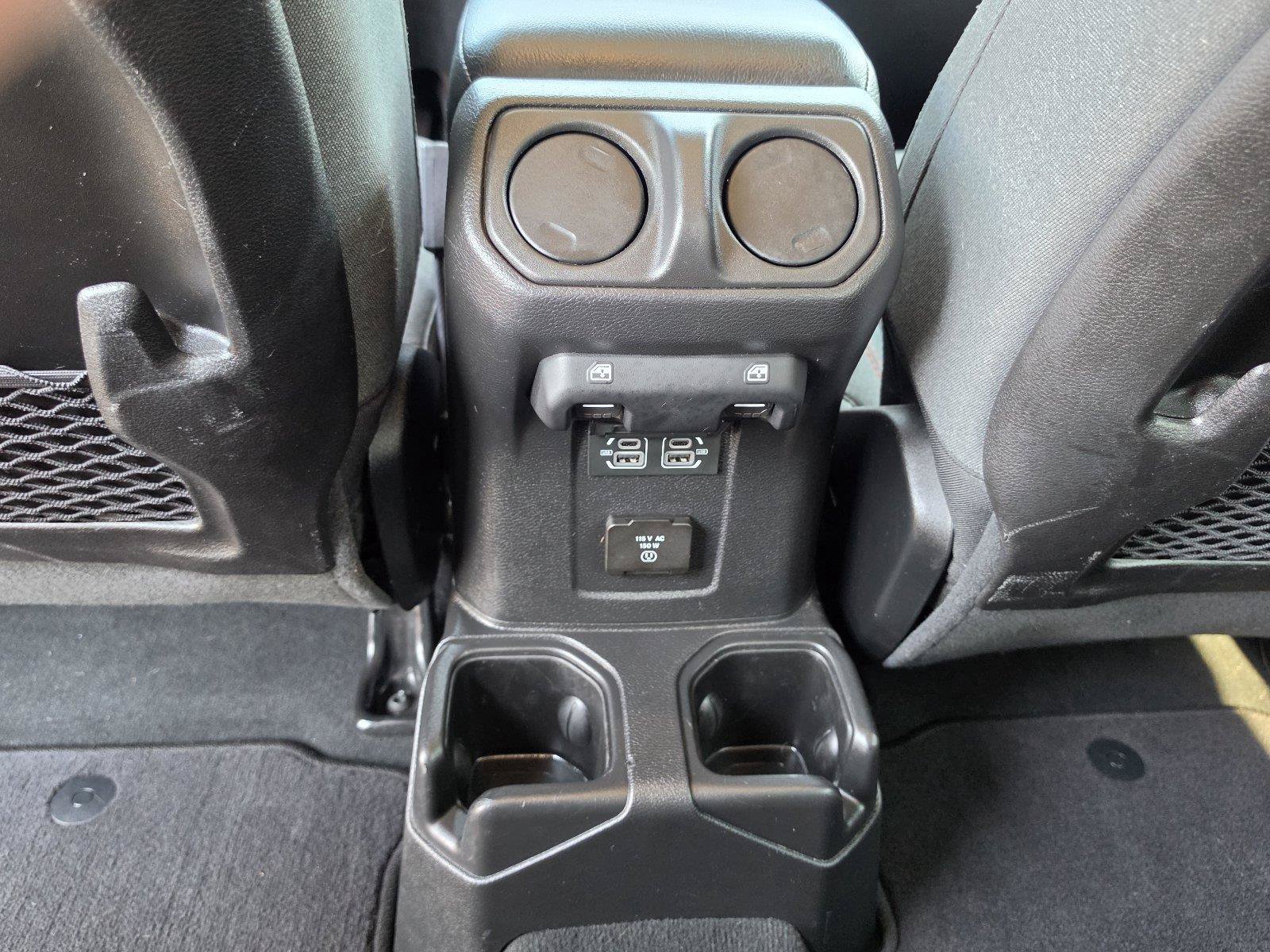 Used 2024 Jeep Wrangler Unlimited Rubicon AWD/4WD image 20